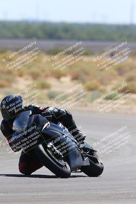 media/Sep-25-2023-Moto Forza (Mon) [[81ffa65e0a]]/B-C Group/Session 3 (Turn 16)/